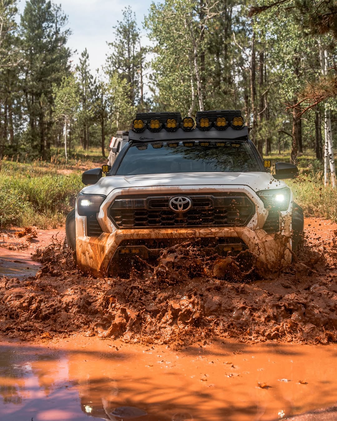 Mercedes X-Class Off Road Sandık X-Class Off Road Box 98x40x24 cm